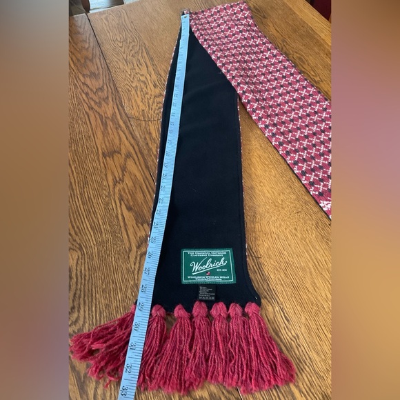 Woolrich Pink Patterned Scarf - Picture 4 of 6